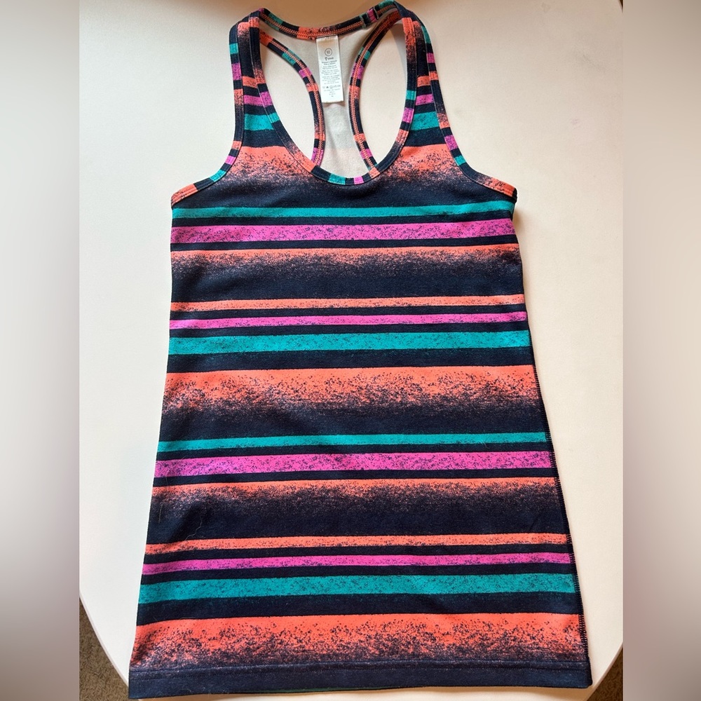 Adidas Multicolor & Multi-Pattern Tank Top Back Twist Size XS